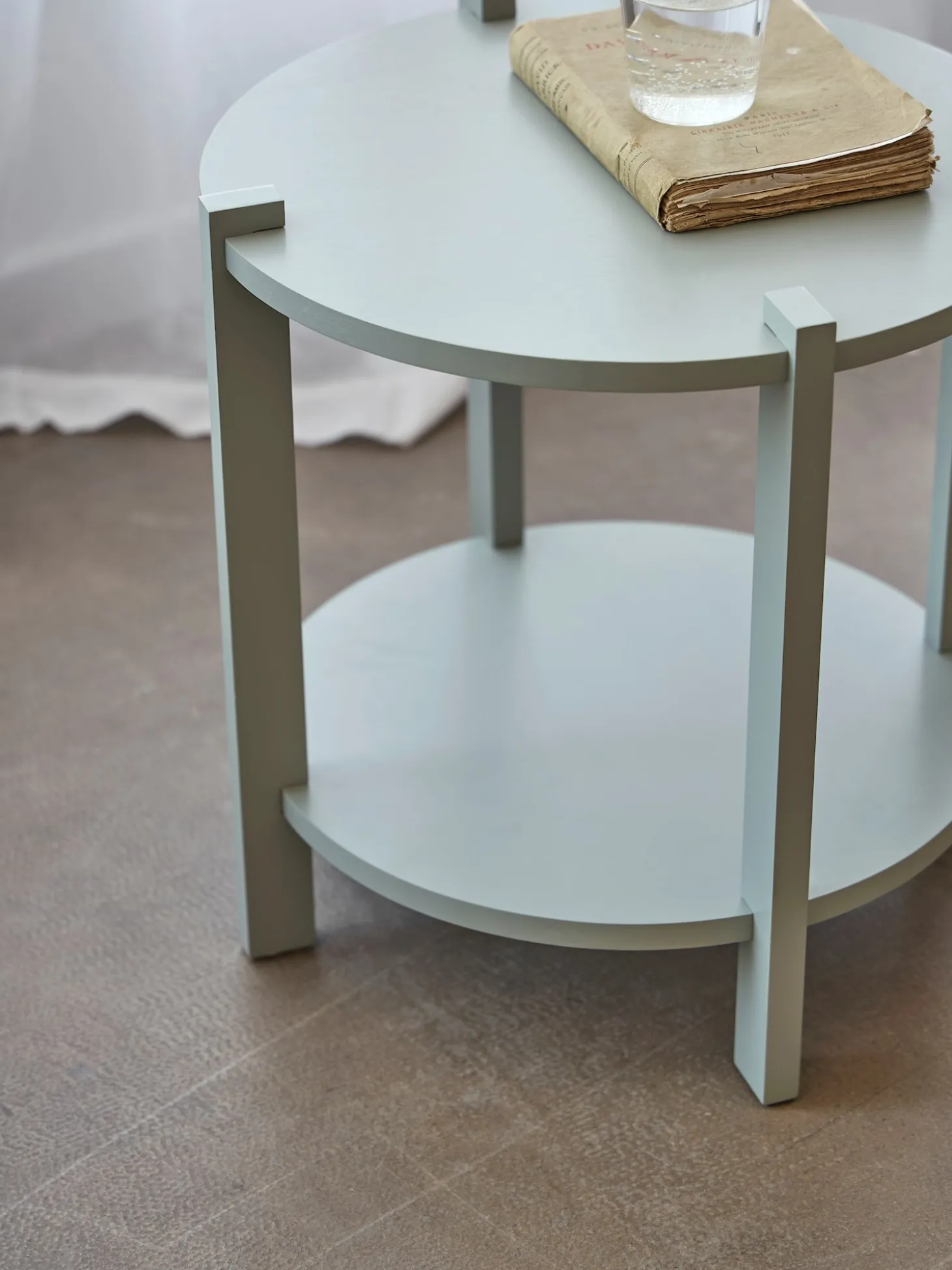 GLADE rundt sidebord
