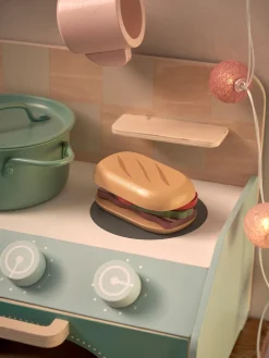 Legetøjssandwich i træ