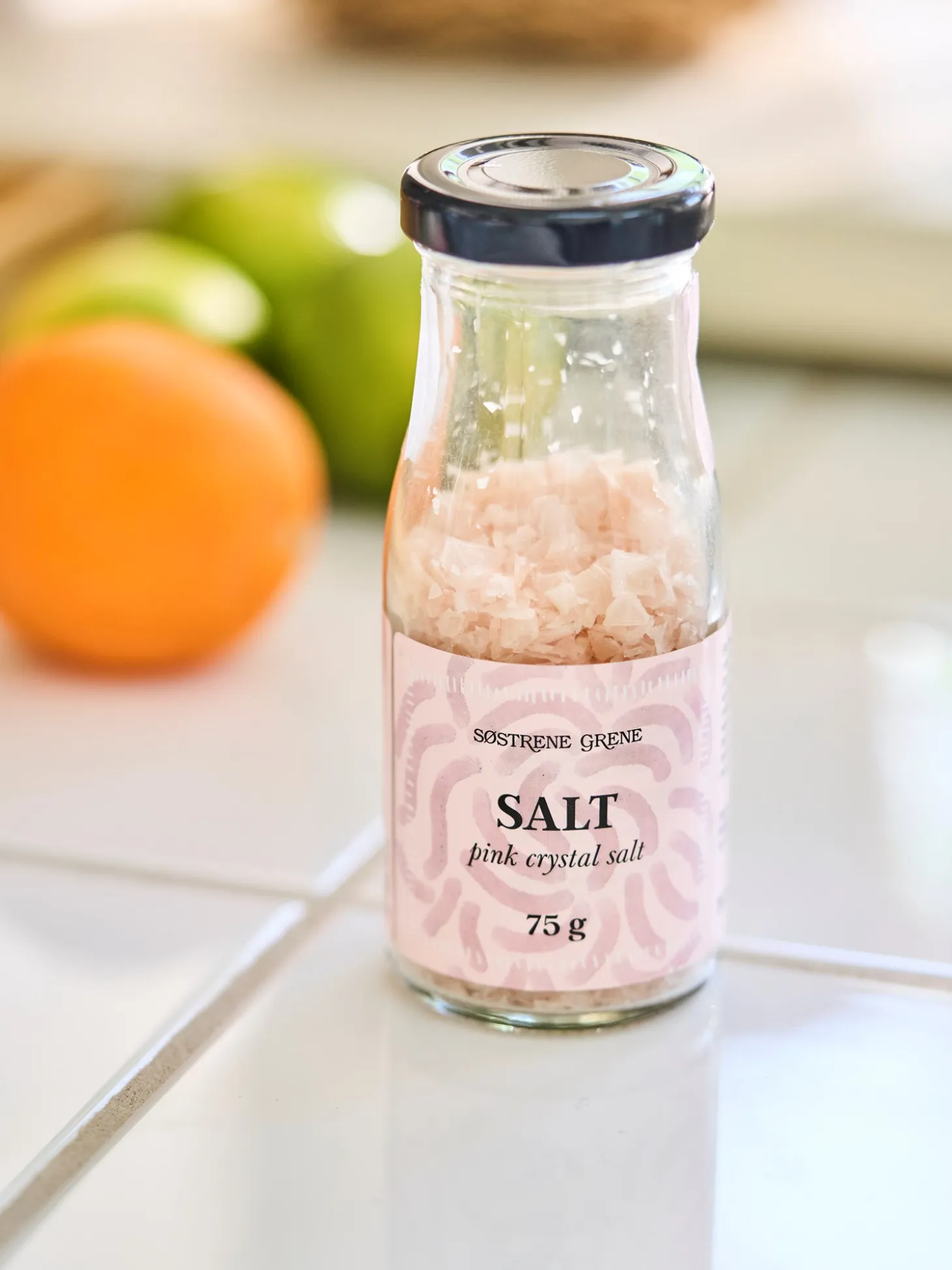Lyserød krystalsalt i flager