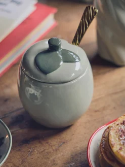 Marmeladeglas med låg